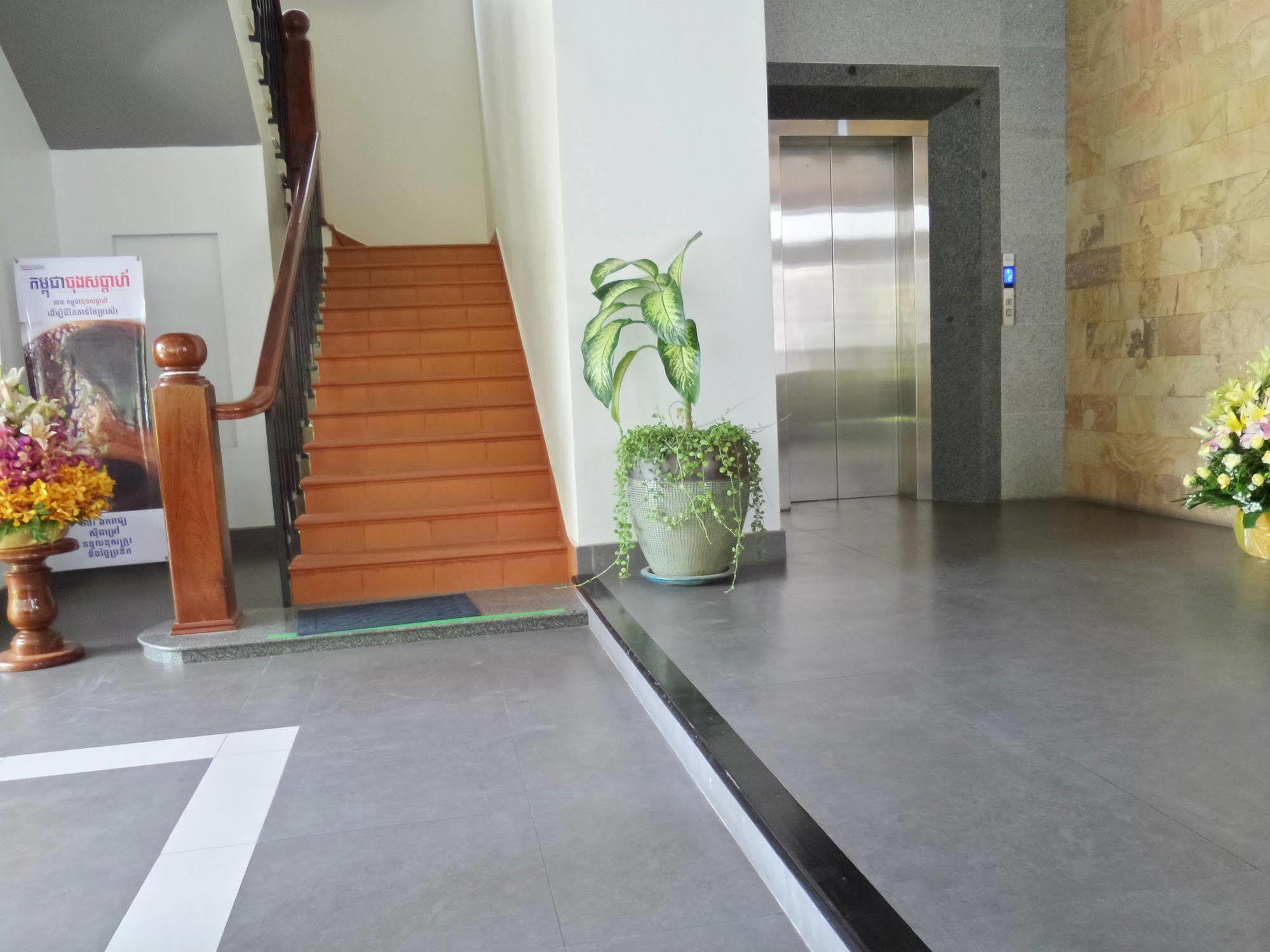 Best May Hotel بنوم بنه المظهر الخارجي الصورة