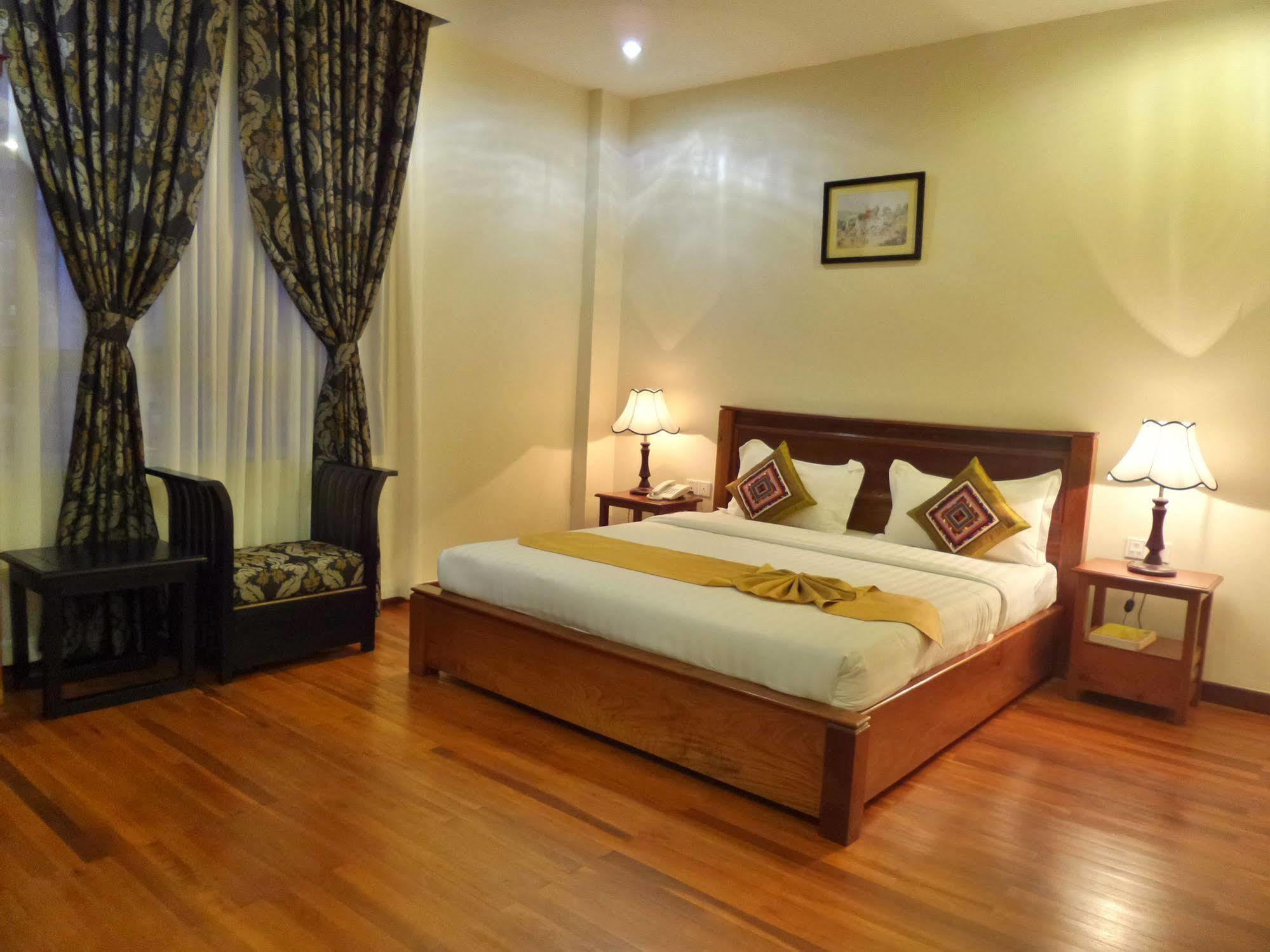 Best May Hotel بنوم بنه المظهر الخارجي الصورة